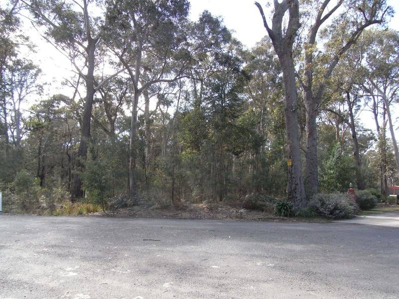 129 Emmett Street, Callala Bay NSW 2540