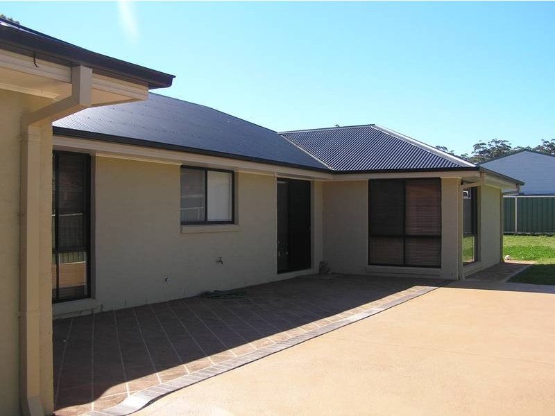 9 Carson Crescent, Callala Bay NSW 2540