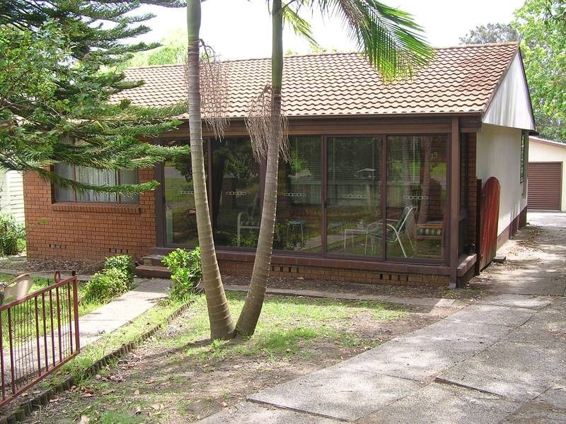 33 Otway Street, Orient Point NSW 2540