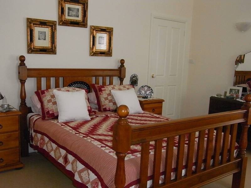 37 Hollingsworth Crescent, Callala Bay NSW 2540