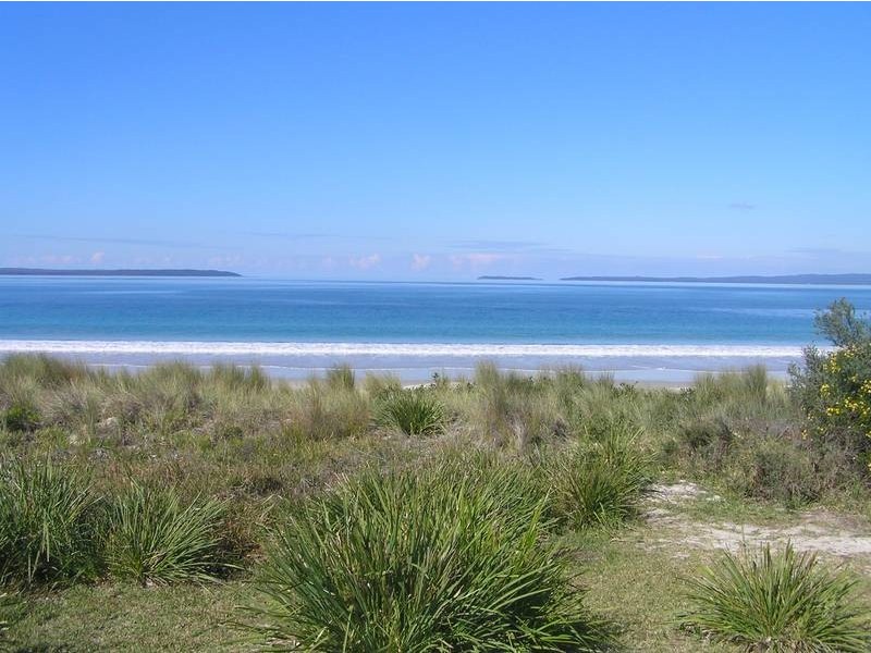 11 Quay Road, Callala Beach NSW 2540