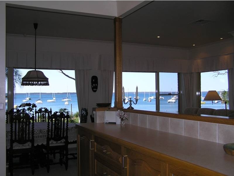 18 Boorawine Terrace, Callala Bay NSW 2540