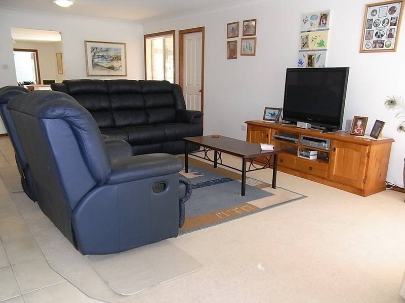 18 Huon Street, Callala Bay NSW 2540