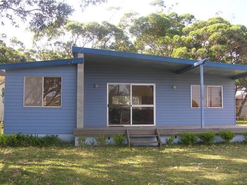 124 Quay Road, Callala Beach NSW 2540