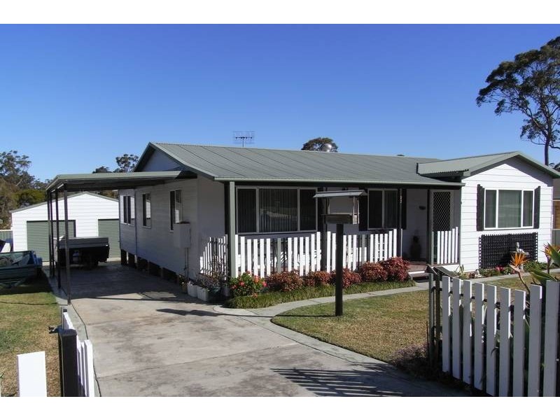 23 Carson Crescent, Callala Bay NSW 2540