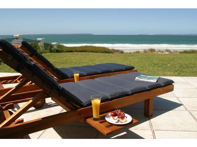 5 Quay Road, Callala Beach NSW 2540