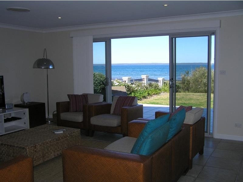 5 Quay Road, Callala Beach NSW 2540