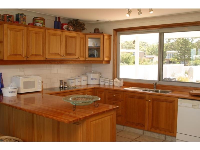 5 Quay Road, Callala Beach NSW 2540