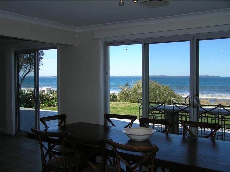 5 Quay Road, Callala Beach NSW 2540