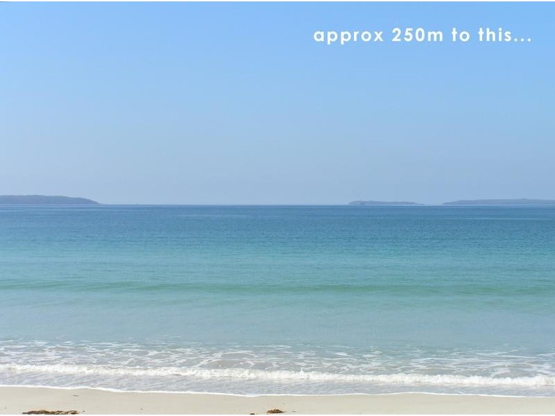 16 Sir Henry Crescent, Callala Beach NSW 2540