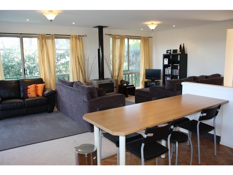 14 Greenway Road, Callala Beach NSW 2540
