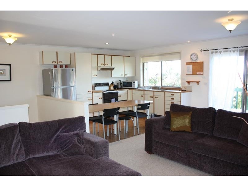 14 Greenway Road, Callala Beach NSW 2540