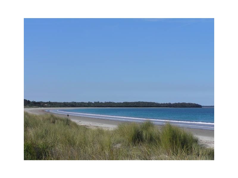11 Quay Road, Callala Beach NSW 2540