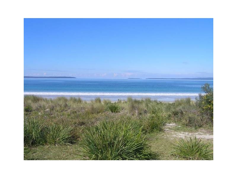 11 Quay Road, Callala Beach NSW 2540