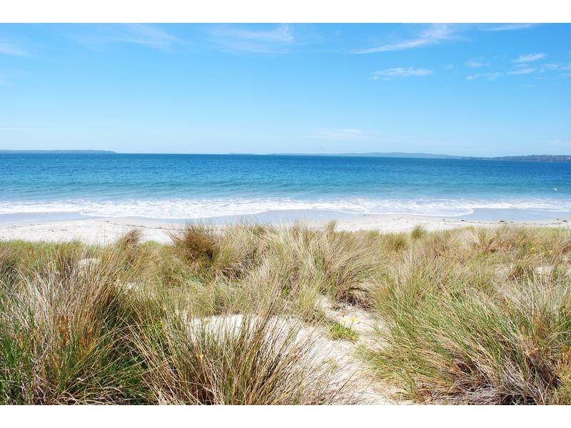 55 Quay Road, Callala Beach NSW 2540