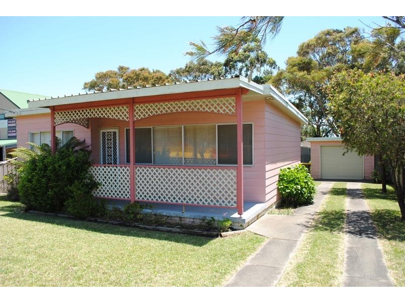 11 Weston Street, Culburra Beach NSW 2540
