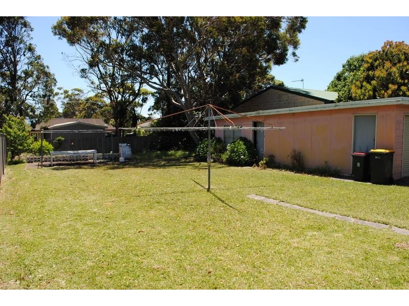 11 Weston Street, Culburra Beach NSW 2540