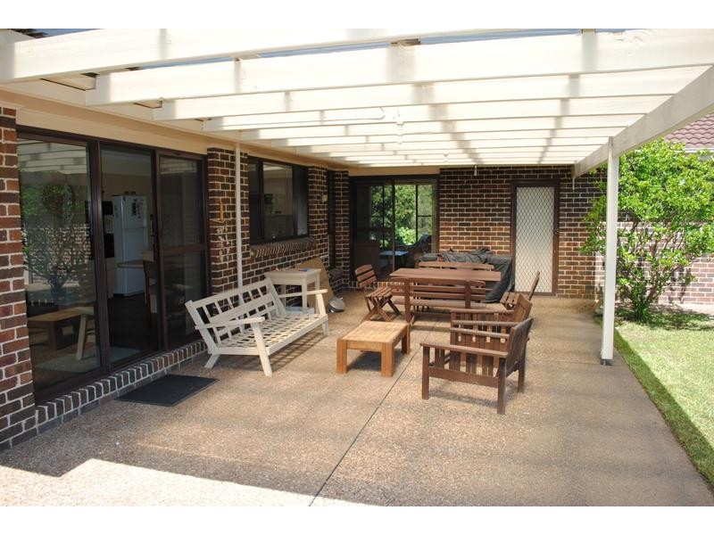 15 Orient Avenue, Orient Point NSW 2540