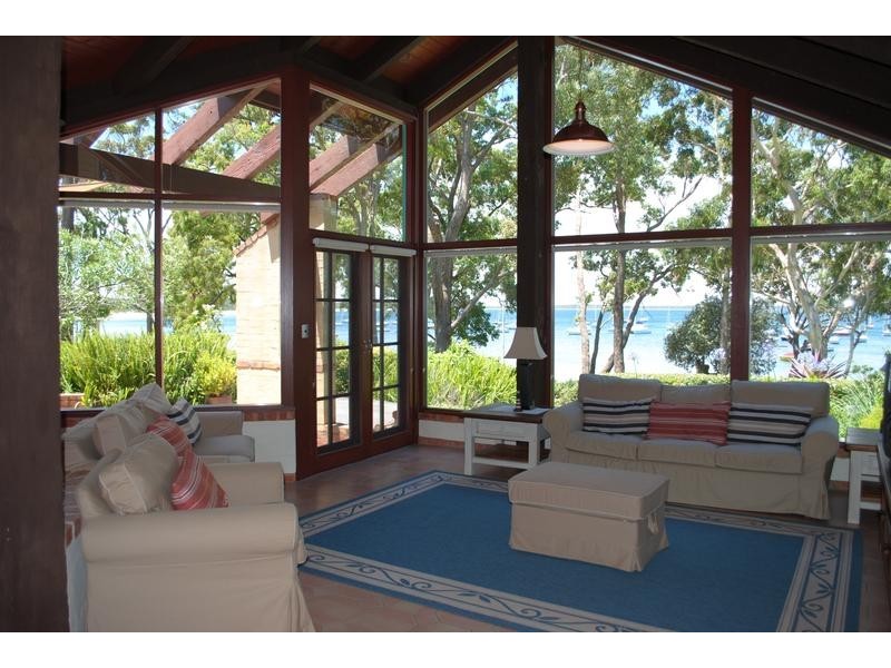 28 Boorawine Terrace, Callala Bay NSW 2540