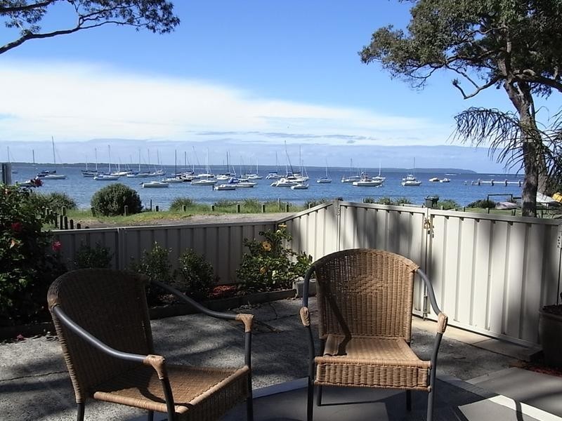 18 Boorawine Terrace, Callala Bay NSW 2540