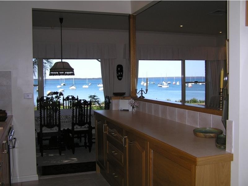 18 Boorawine Terrace, Callala Bay NSW 2540