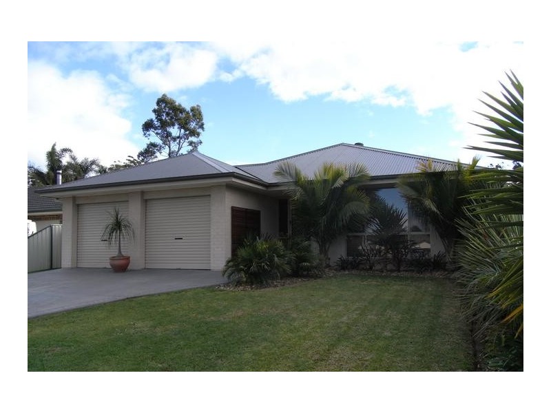 36 Stott Crescent, Callala Bay NSW 2540