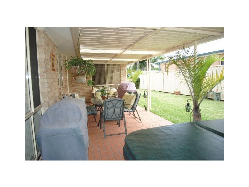 24 Stott Crescent, Callala Bay NSW 2540