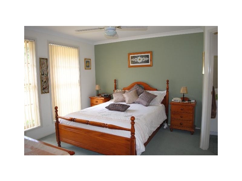 24 Stott Crescent, Callala Bay NSW 2540