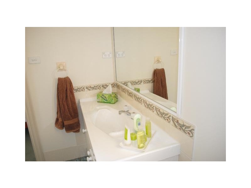 24 Stott Crescent, Callala Bay NSW 2540