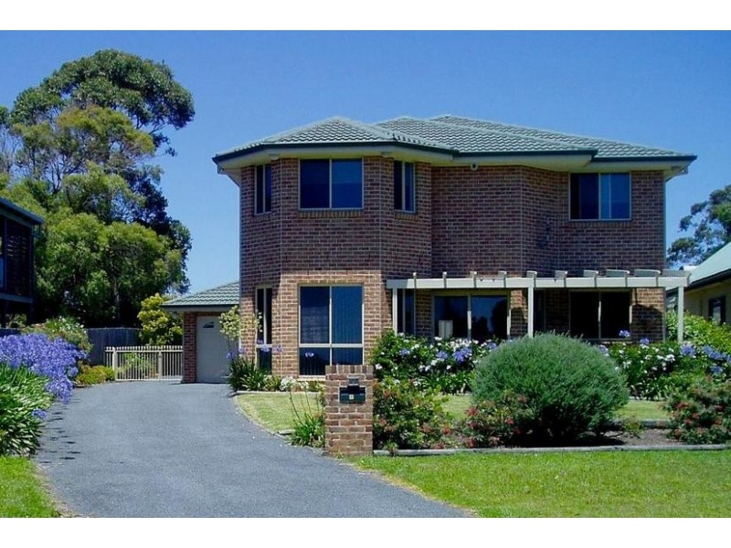 42 Orama Crescent, Orient Point NSW 2540