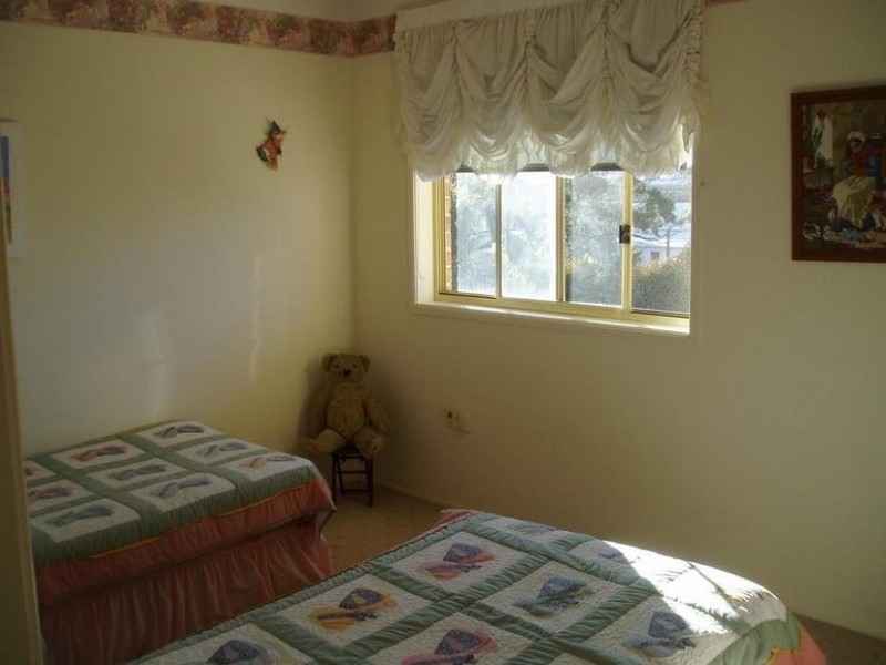 42 Orama Crescent, Orient Point NSW 2540