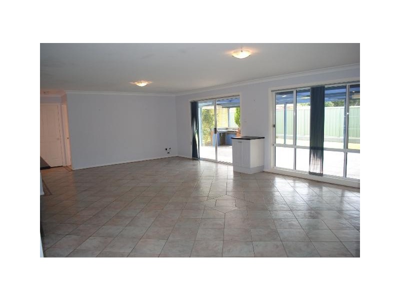 27 Gowlland Crescent, Callala Bay NSW 2540