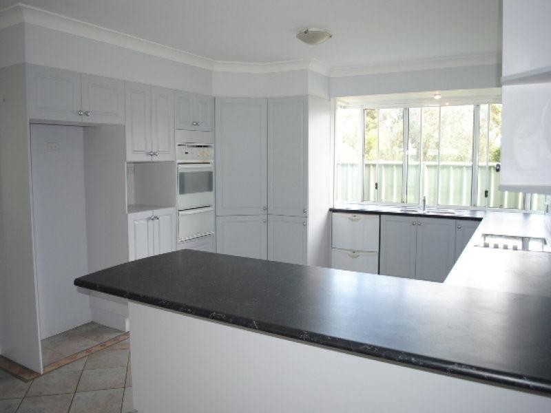 27 Gowlland Crescent, Callala Bay NSW 2540