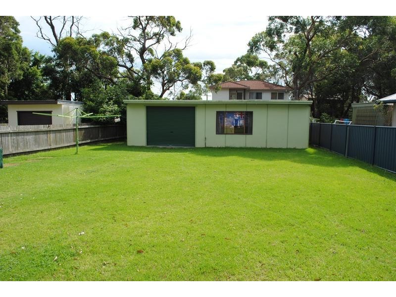 8 Carlton Crescent, Culburra Beach NSW 2540