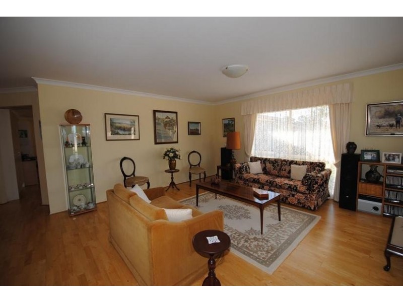 15 Hollingsworth Crescent, Callala Bay NSW 2540