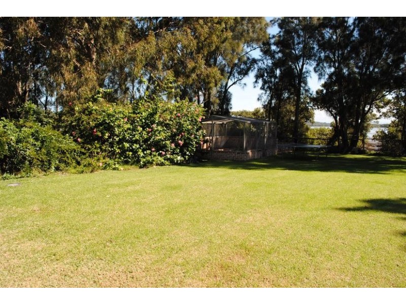 27 Addison Road, Culburra Beach NSW 2540
