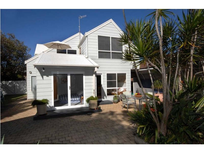 7 The Strand, Culburra Beach NSW 2540