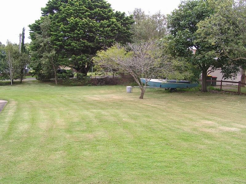 12 Farrant Avenue, Culburra Beach NSW 2540