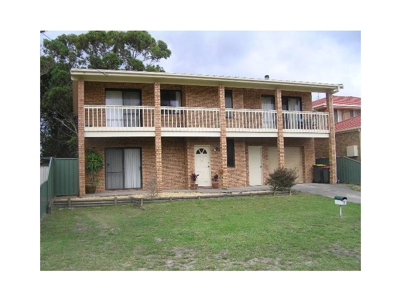 18 Lennox Road, Callala Beach NSW 2540