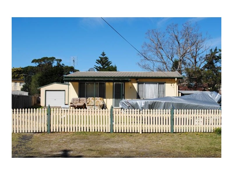 3 Watts Road, Callala Beach NSW 2540