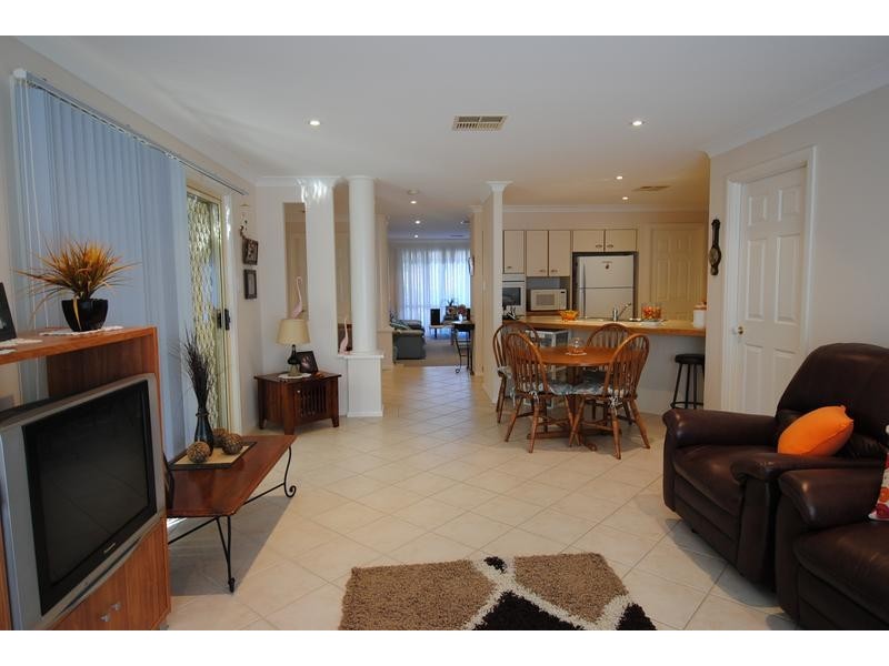 75 Emmett Street, Callala Bay NSW 2540