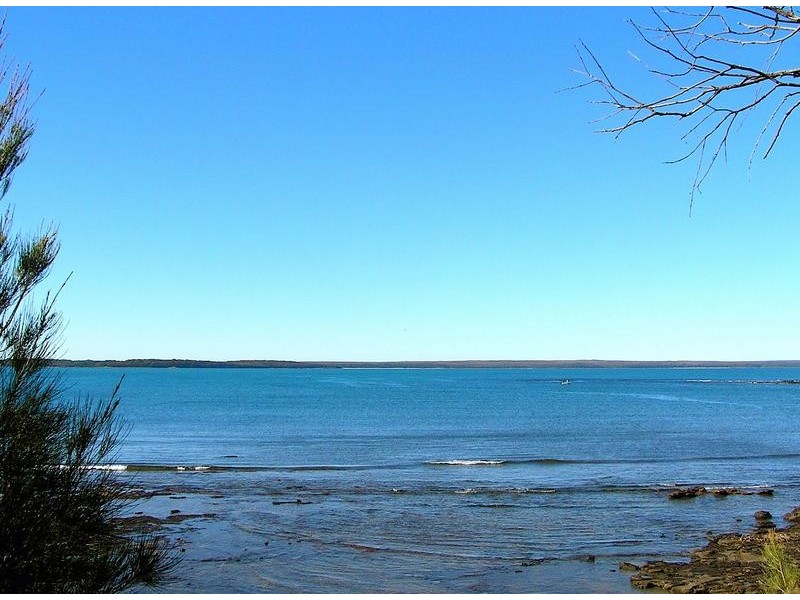 7 Marine Parade, Callala Bay NSW 2540