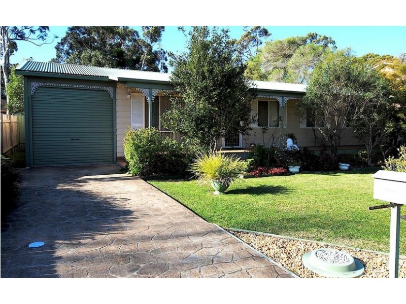 10 Warrego Place, Callala Bay NSW 2540