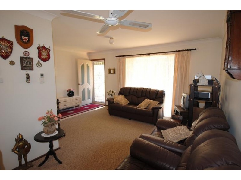 10 Warrego Place, Callala Bay NSW 2540