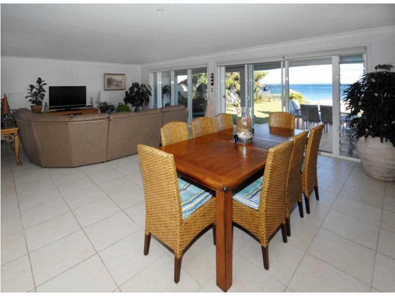13 Quay Road, Callala Beach NSW 2540