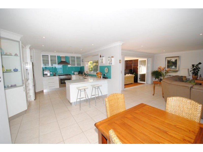 13 Quay Road, Callala Beach NSW 2540
