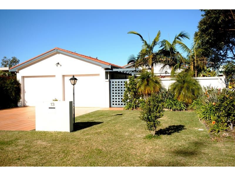 13 Quay Road, Callala Beach NSW 2540