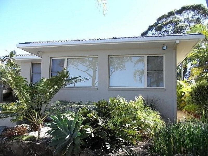 18 Boorawine Terrace, Callala Bay NSW 2540