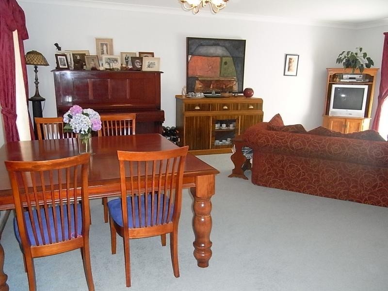 17 Hunter Street, Callala Bay NSW 2540