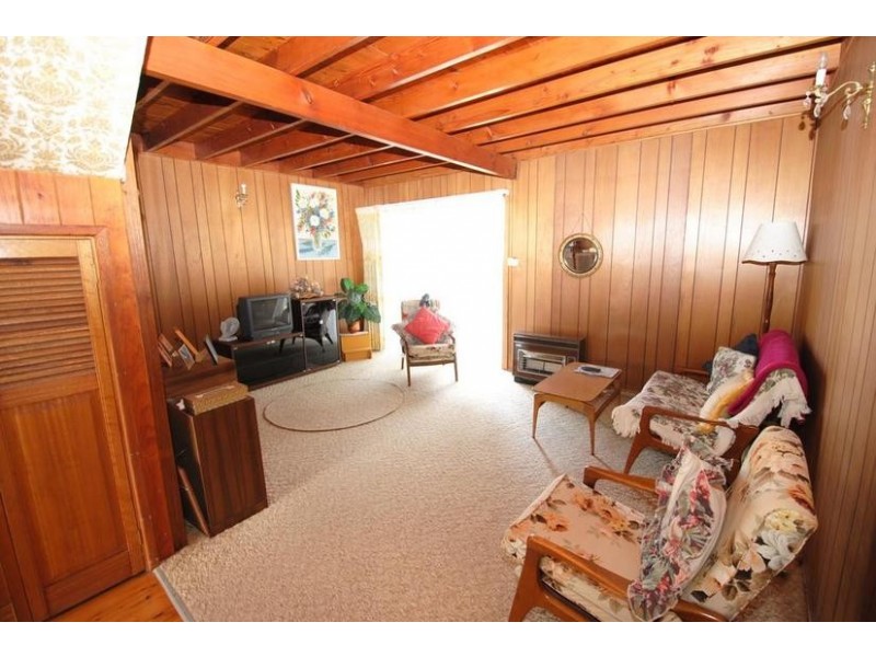 2 Watts Road, Callala Beach NSW 2540